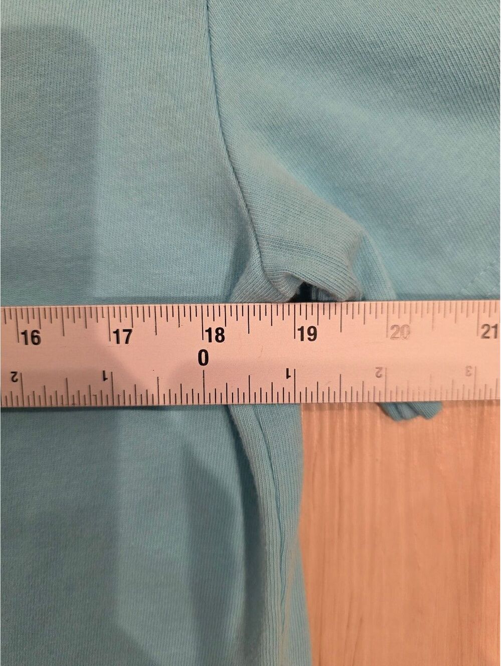 Champion Medium Light Blue Graphic T-Shirt - Picture 7 of 7